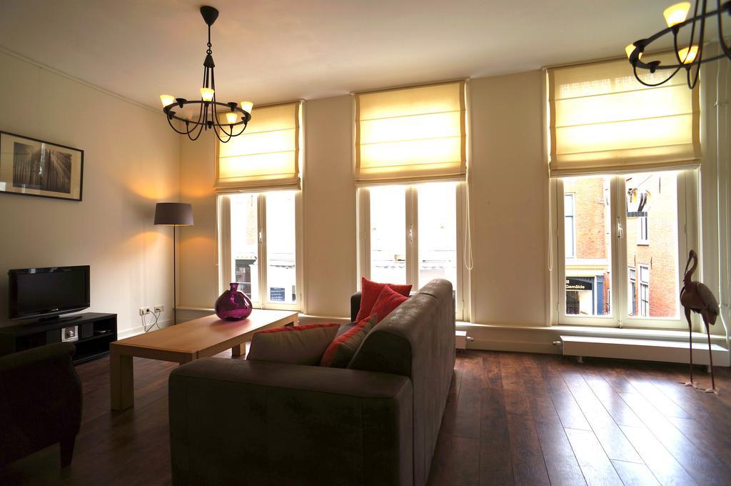 Stayci Serviced Apartments Noordeinde The Hague Room photo